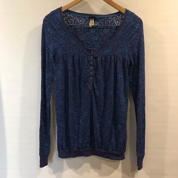 🚌 Free People | burn out Henley long sleeve tee M - Picture 7 of 7